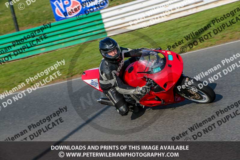 PJM Wedding Photography;enduro digital images;event digital images;eventdigitalimages;mallory park;mallory park photographs;mallory park trackday;mallory park trackday photographs;no limits trackdays;peter wileman photography;racing digital images;trackday digital images;trackday photos